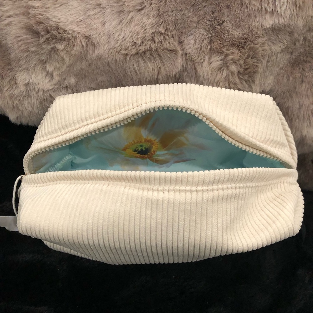 NWT! Kora Organics Cosmetic Bag